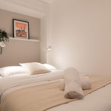 Hypercentre -Apartment In Pedestrian Zone ليل المظهر الخارجي الصورة